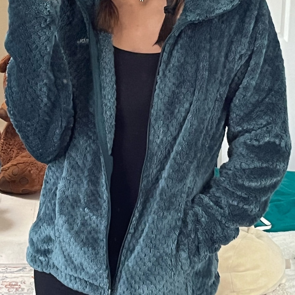 OFFERS WELCOME | Columbia Women’s Zip Up | Great Condition | Small